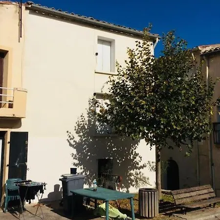 Town House In Occitanie Feriehus Paulhan